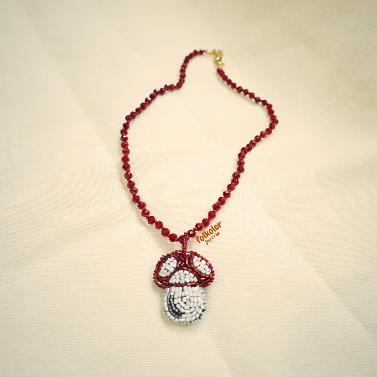 collar hongo