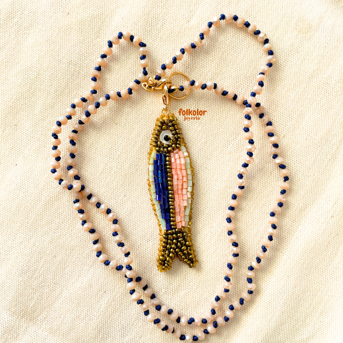 collar de sardinas