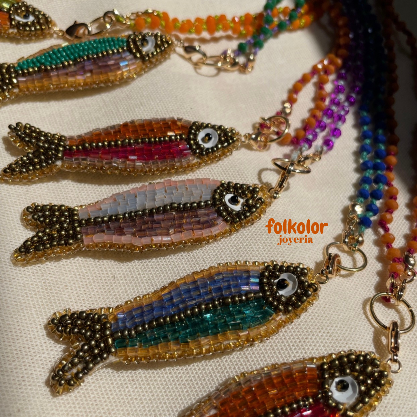 collar de sardinas